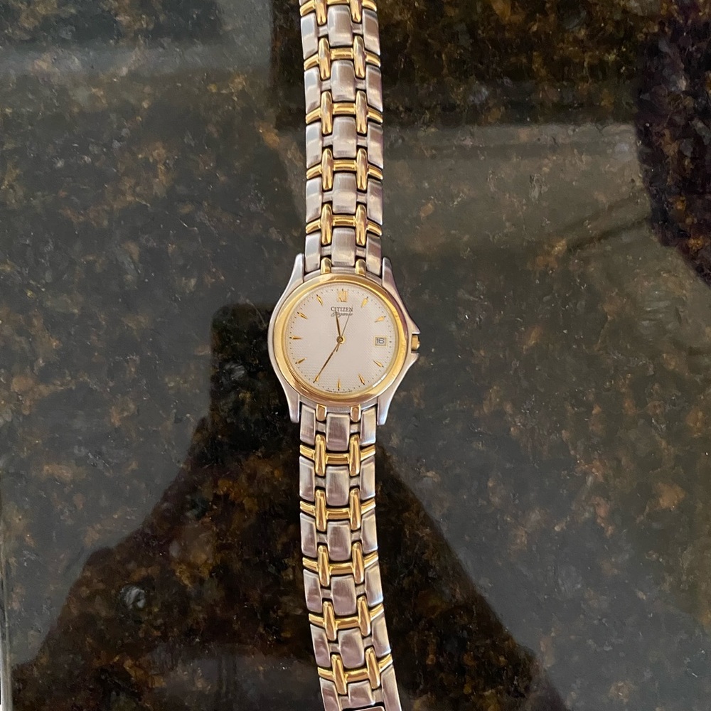 Women’s citizen watch